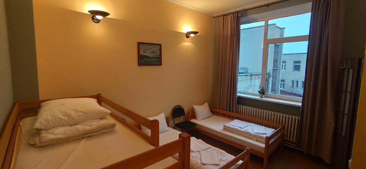 Panoramic Hostel Хуст Экстерьер фото