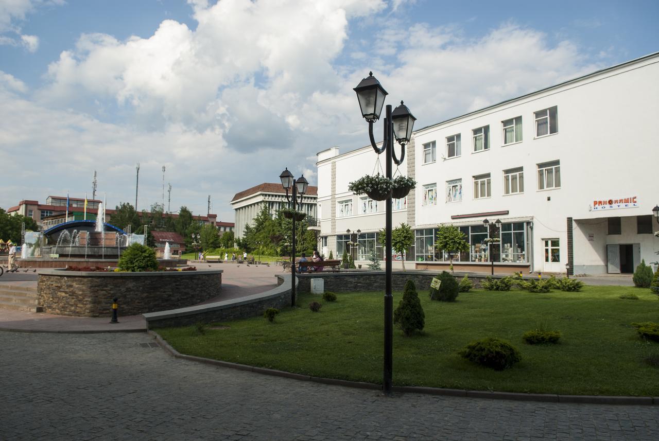 Panoramic Hostel Хуст Экстерьер фото