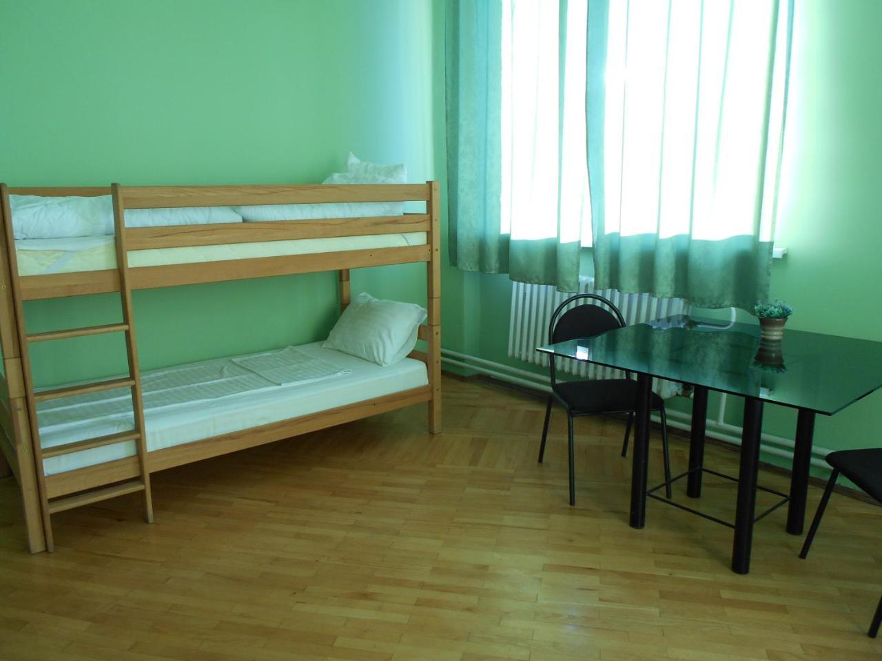 Panoramic Hostel Хуст Экстерьер фото