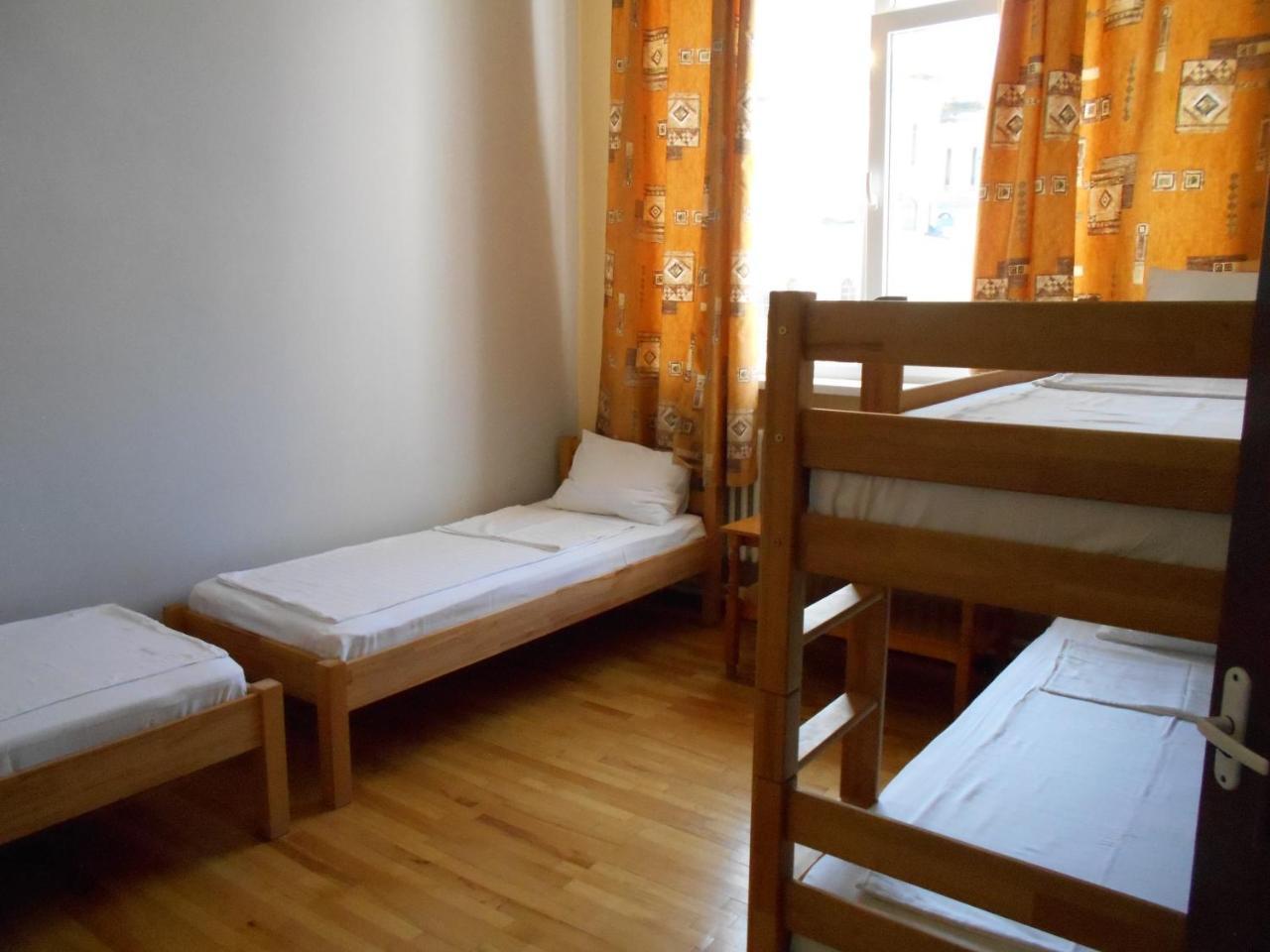 Panoramic Hostel Хуст Экстерьер фото